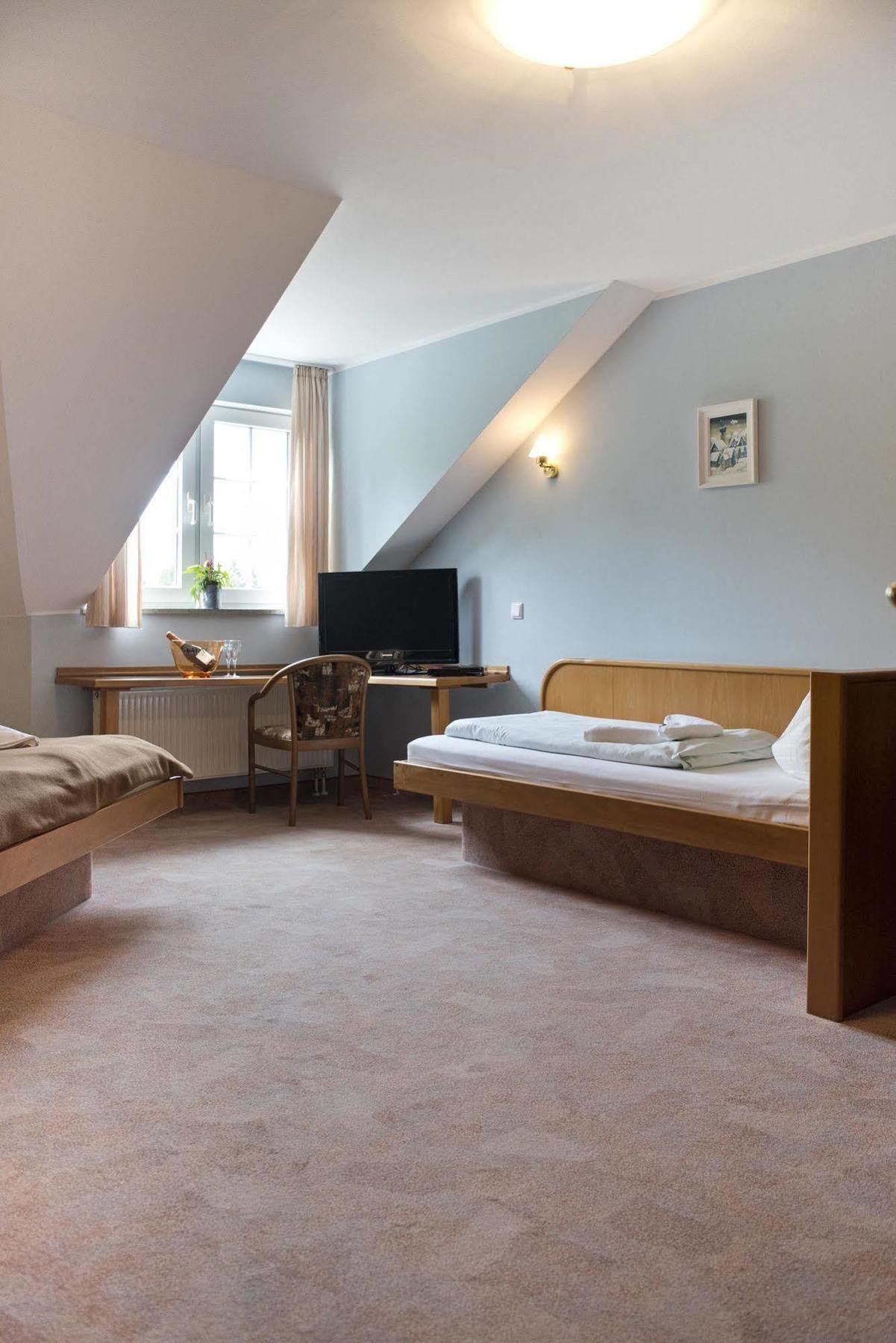 Rennsteighotel Herrnberger Hof นอยเฮาส์ อัม เรนน์เว็ก ภายนอก รูปภาพ